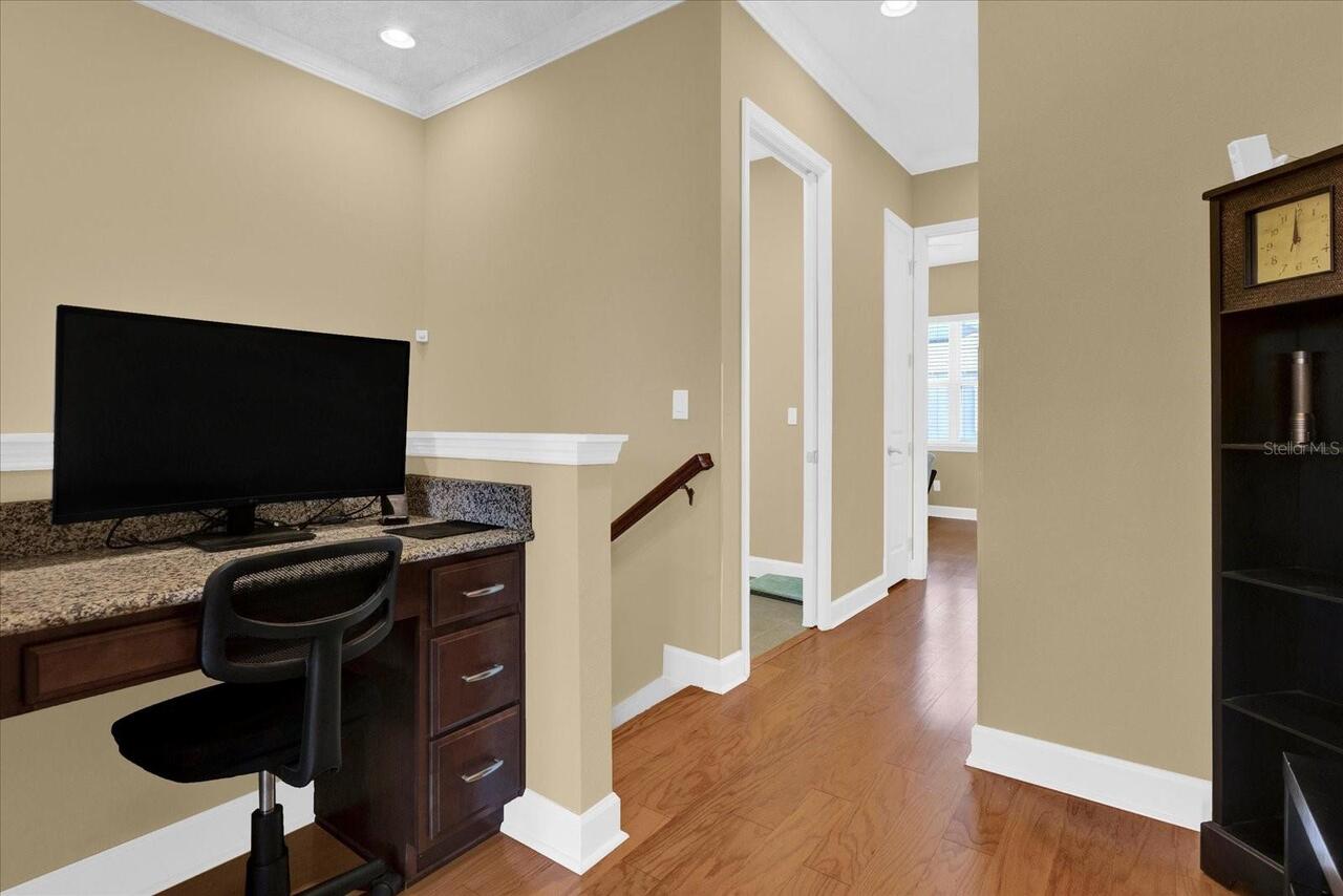 Listing Photo 10