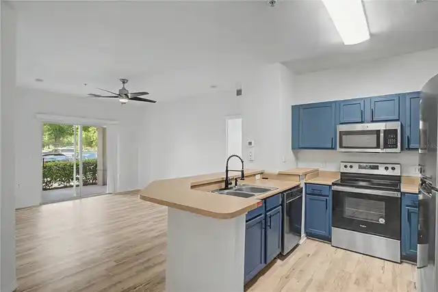 Listing Photo 14