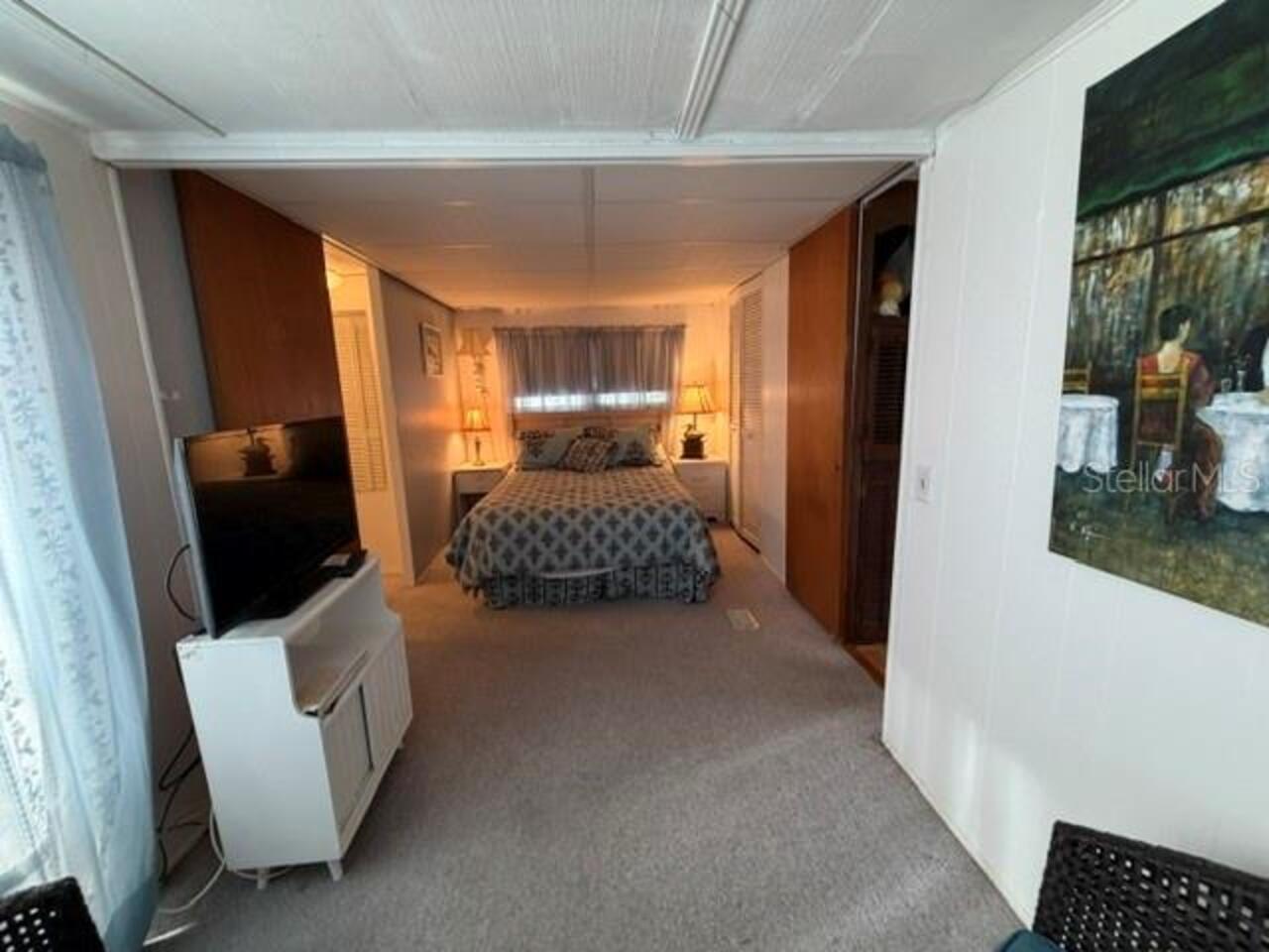 Listing Photo 9