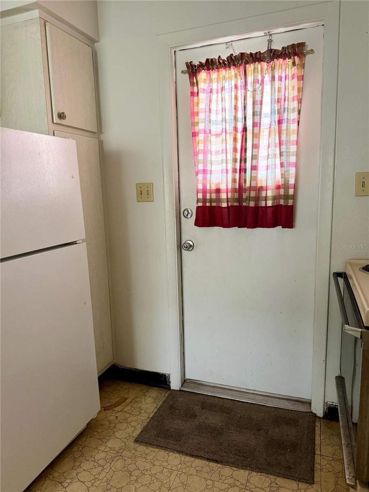 Listing Photo 14