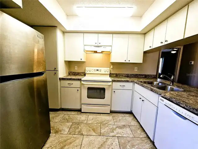 Listing Photo 13