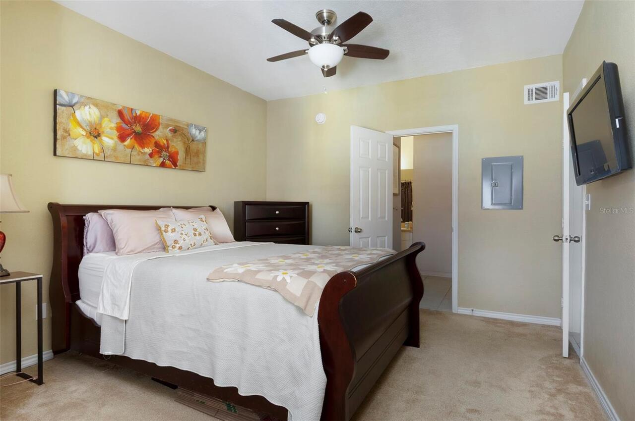 Listing Photo 17