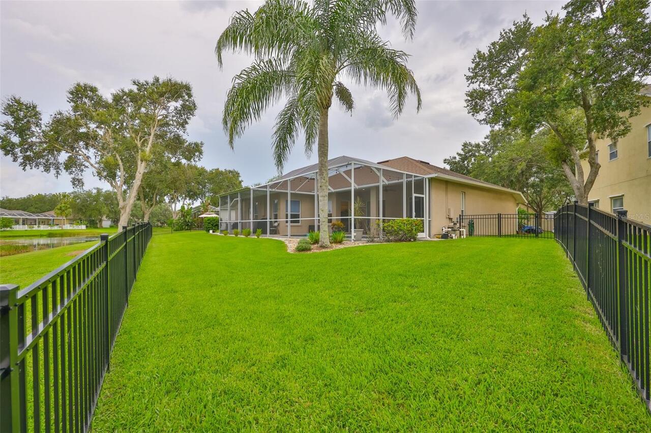 Listing Photo 10