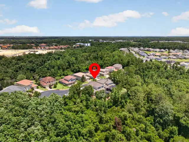 Listing Photo 8