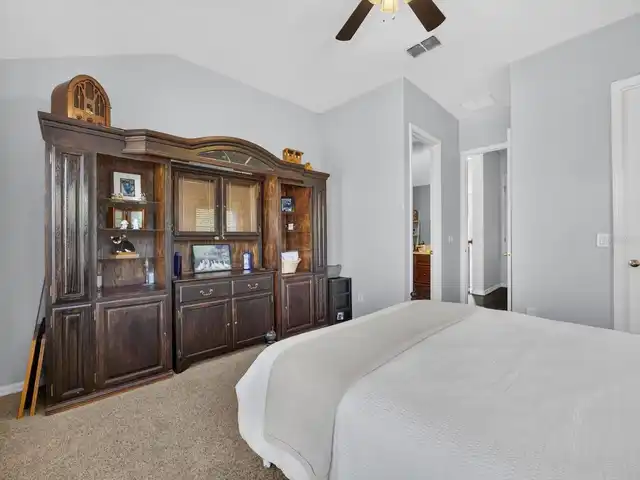 Listing Photo 38
