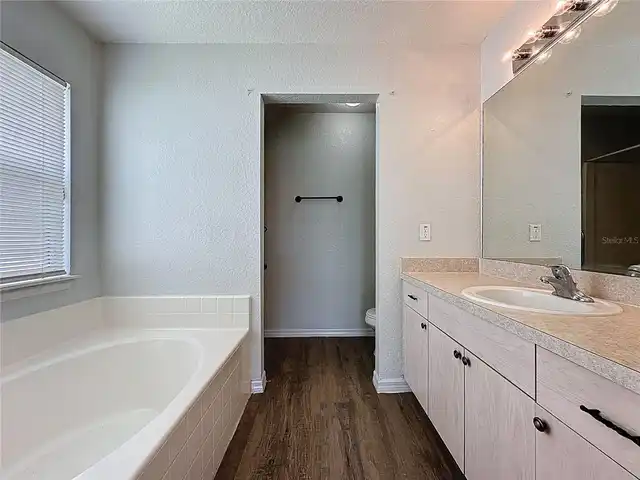 Listing Photo 20
