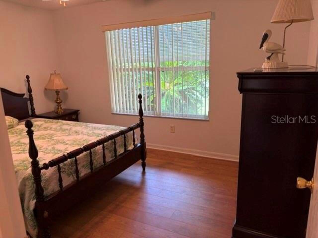 Listing Photo 14