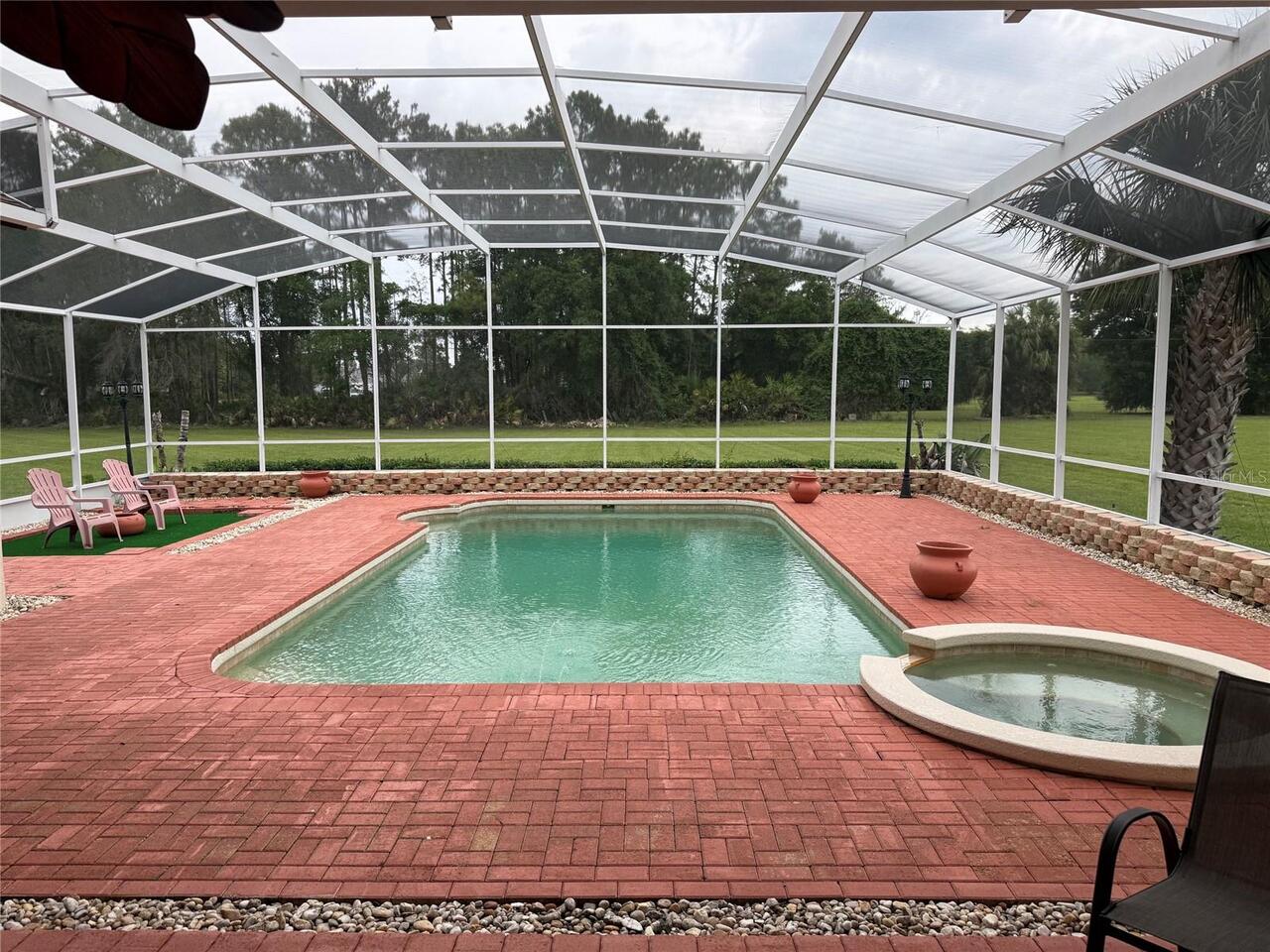 Listing Photo 18