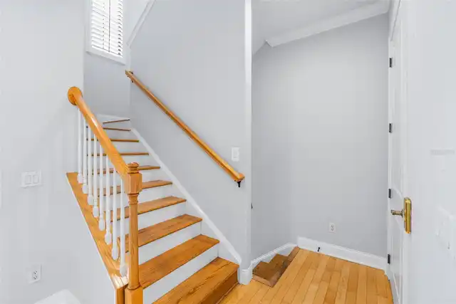 Listing Photo 10