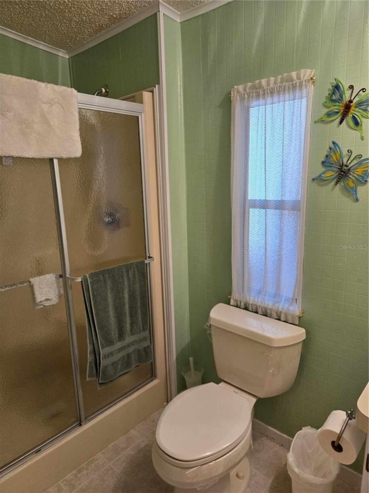 Listing Photo 10