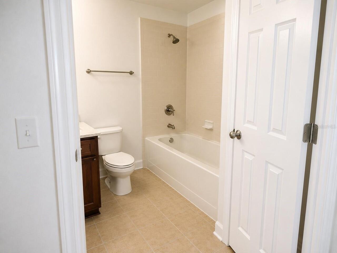 Listing Photo 15