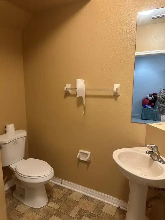 Listing Photo 8