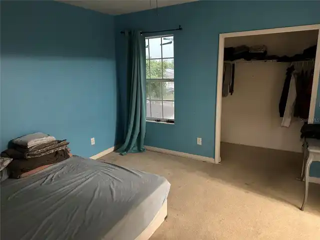 Listing Photo 9