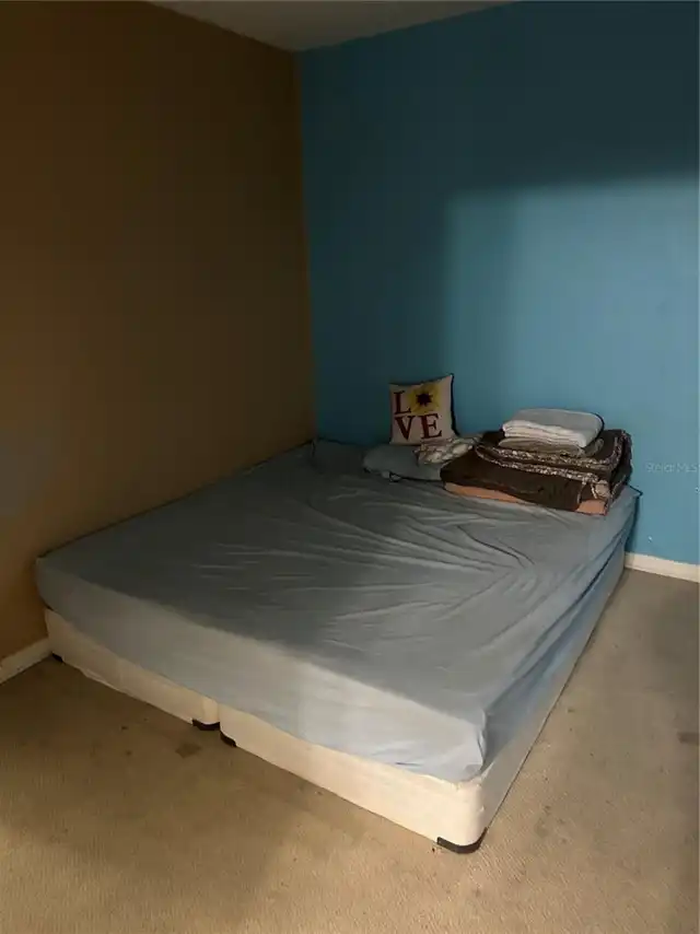 Listing Photo 10
