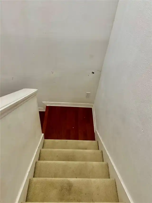 Listing Photo 15
