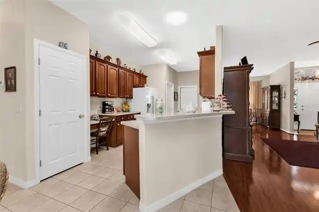 Listing Photo 10