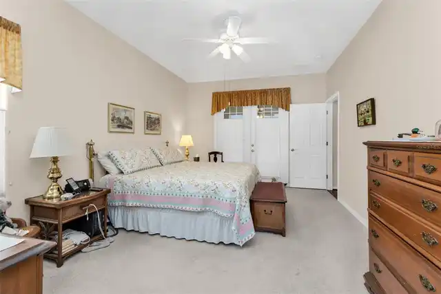 Listing Photo 15