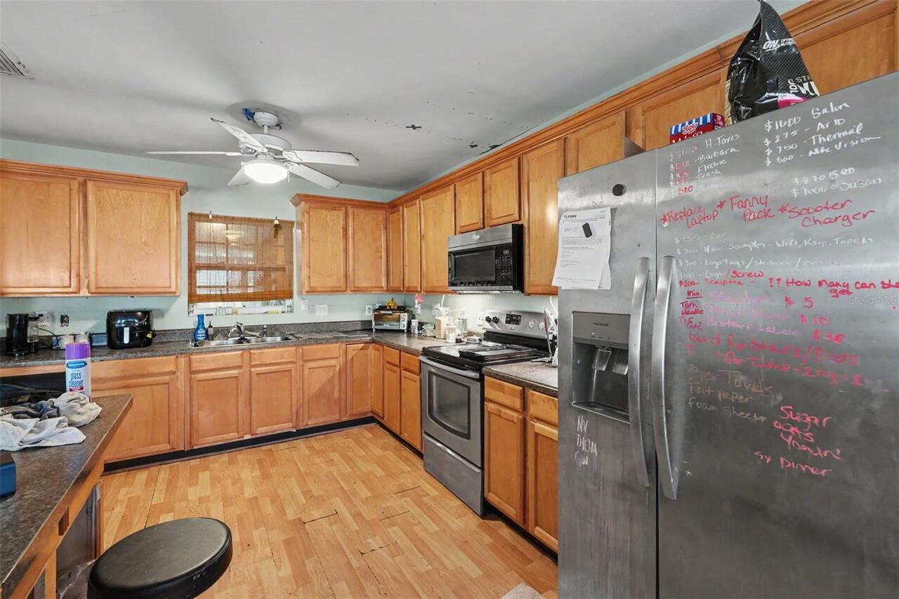 Listing Photo 16