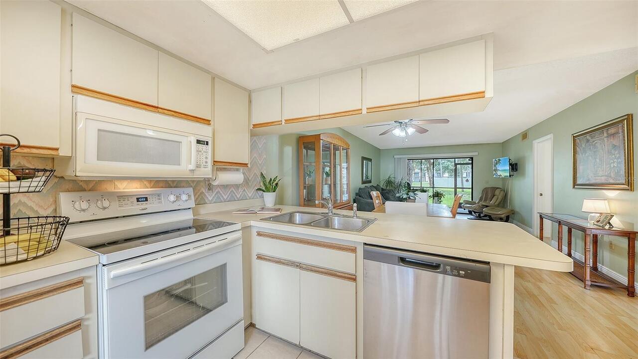 Listing Photo 7