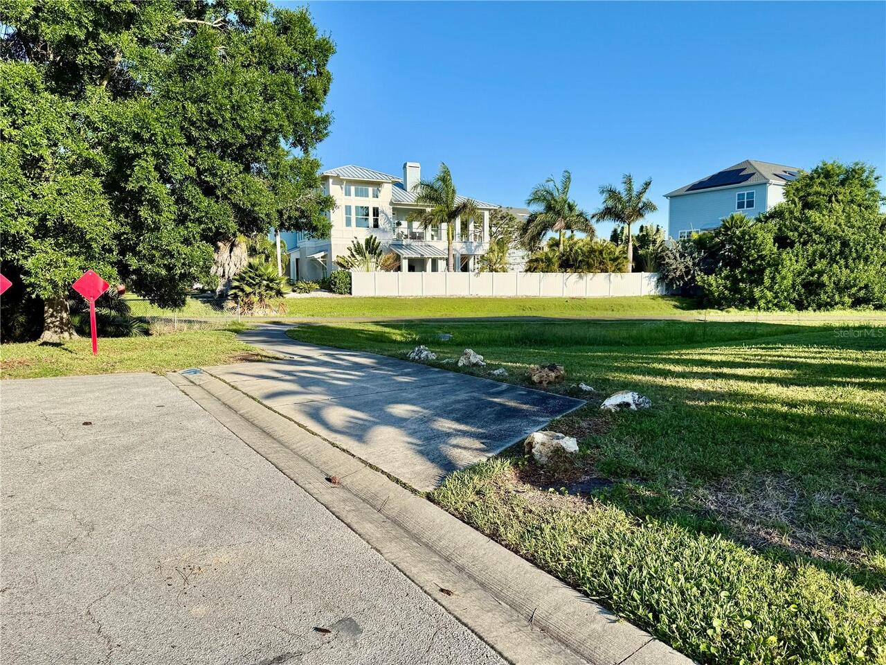 Listing Photo 42