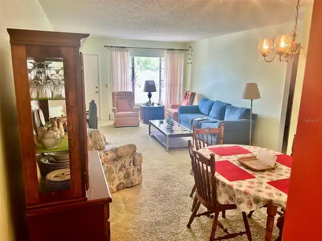 Listing Photo 7