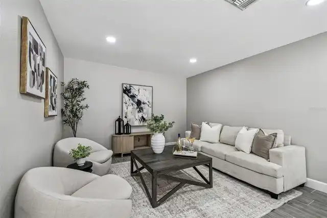Listing Photo 28