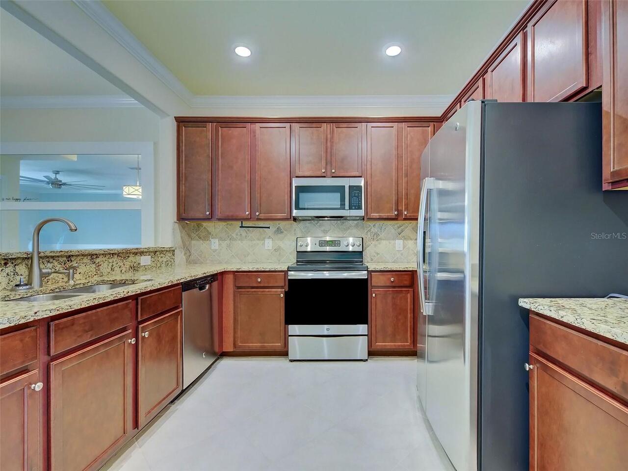 Listing Photo 17
