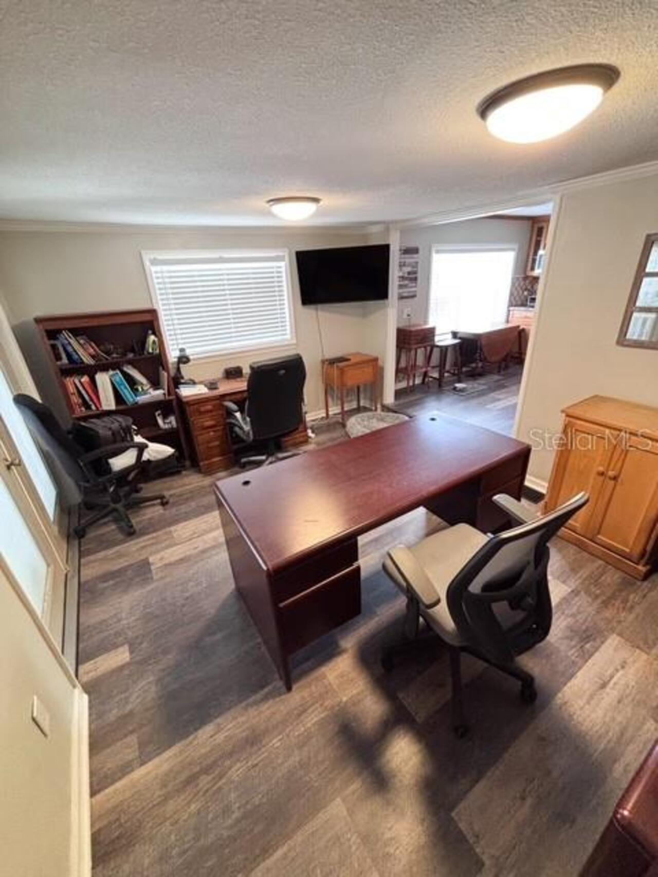 Listing Photo 18