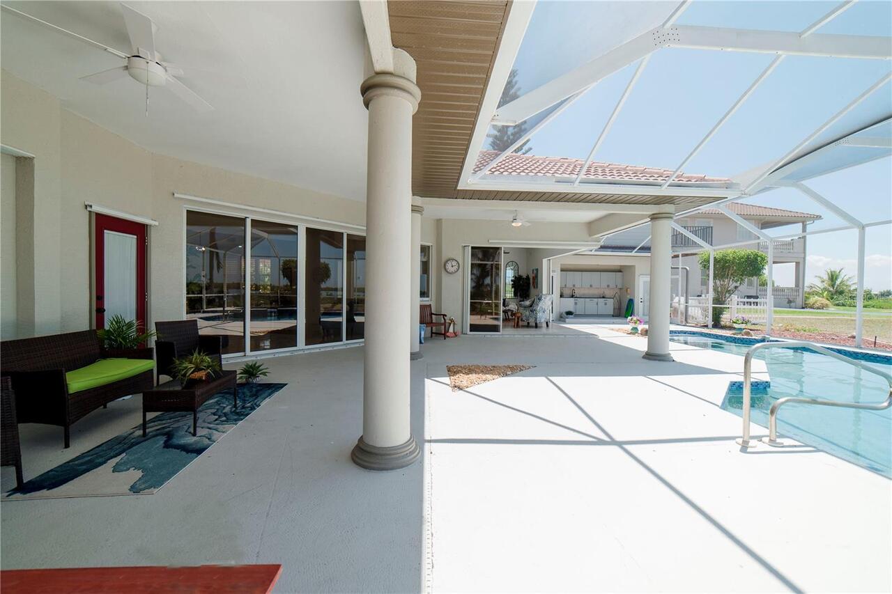 Listing Photo 17