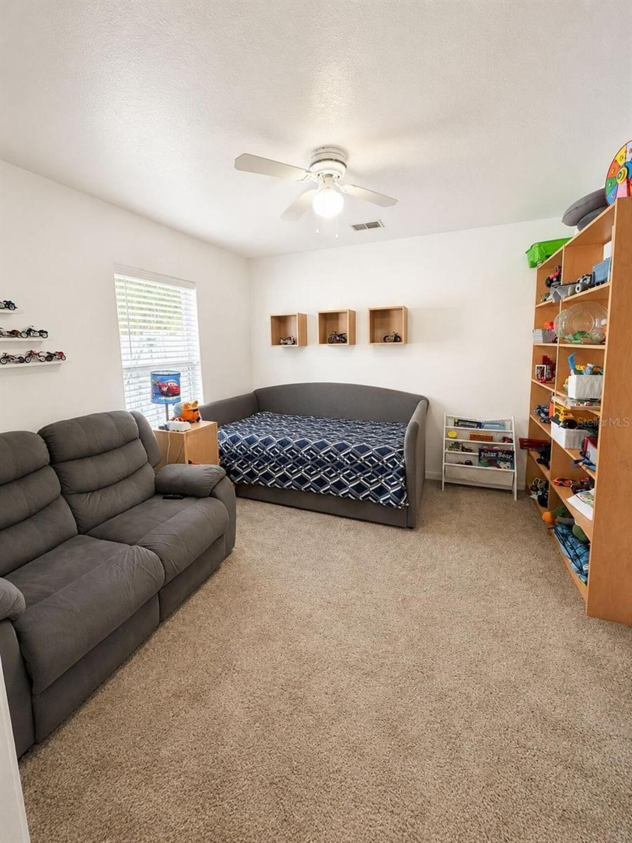 Listing Photo 10