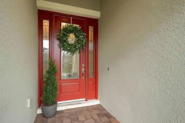 Listing Photo 10