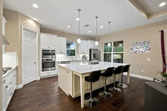Listing Photo 15