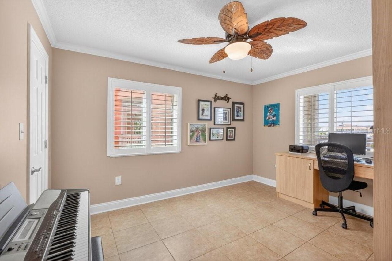 Listing Photo 9