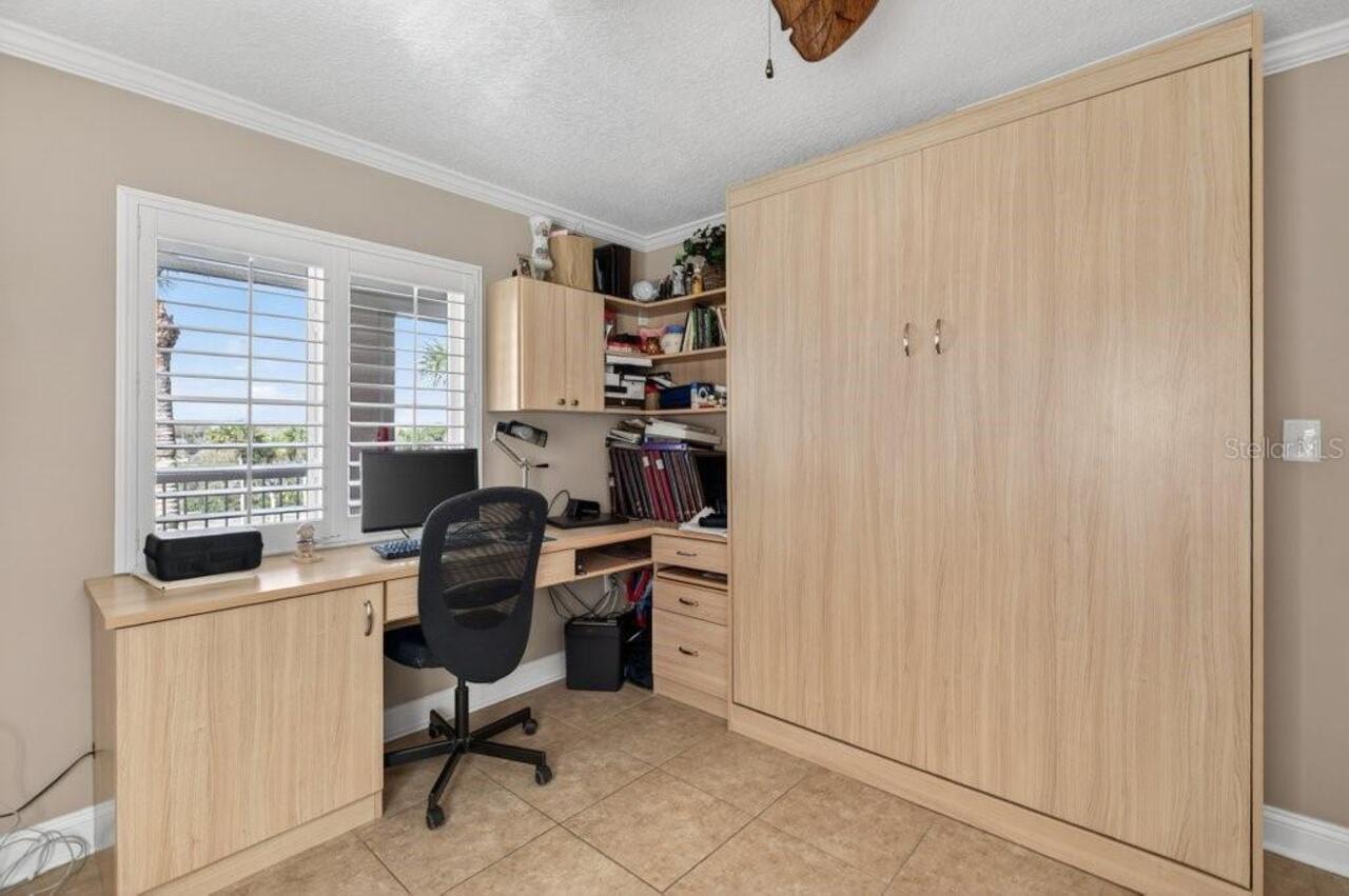 Listing Photo 12