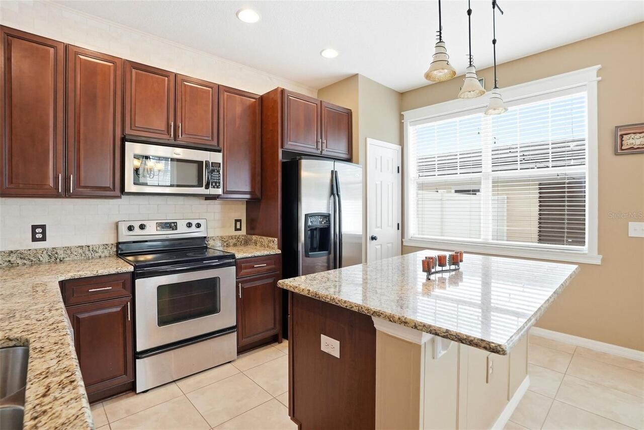 Listing Photo 7