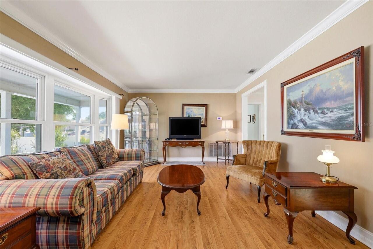 Listing Photo 7