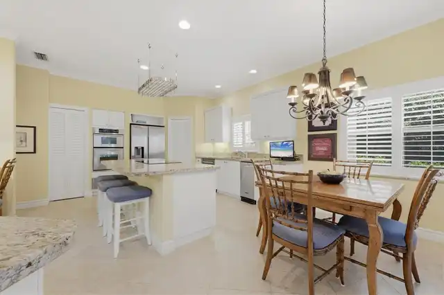 Listing Photo 16