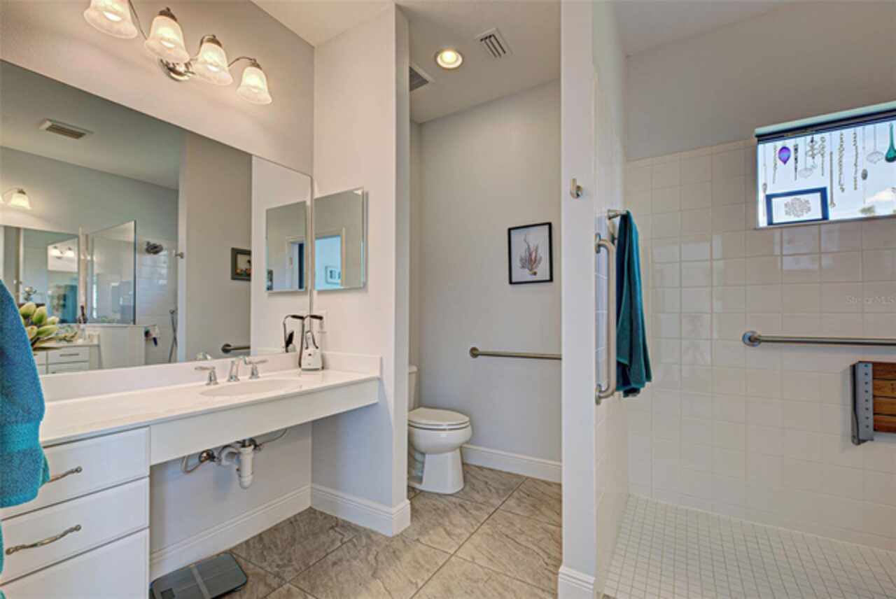 Listing Photo 25
