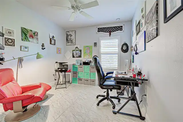 Listing Photo 18