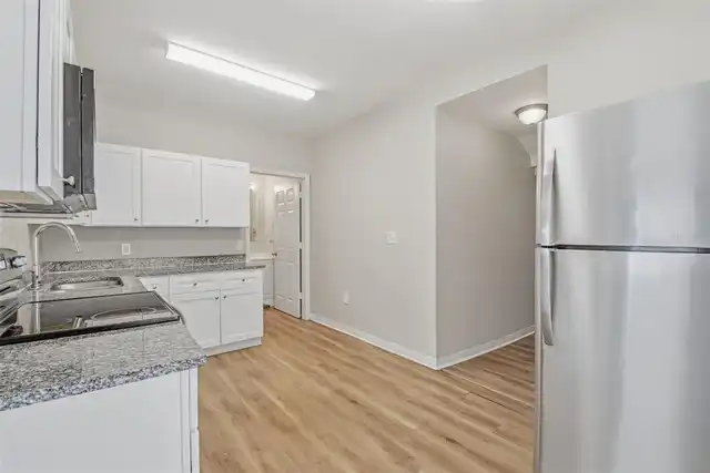 Listing Photo 9