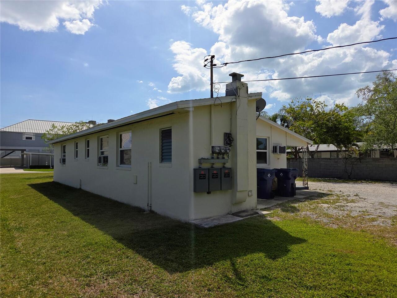 Listing Photo 17