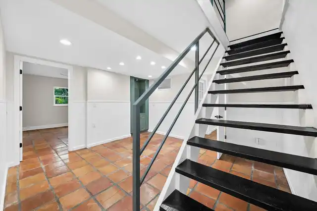 Listing Photo 22