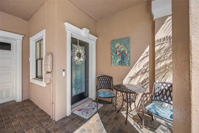 Listing Photo 10