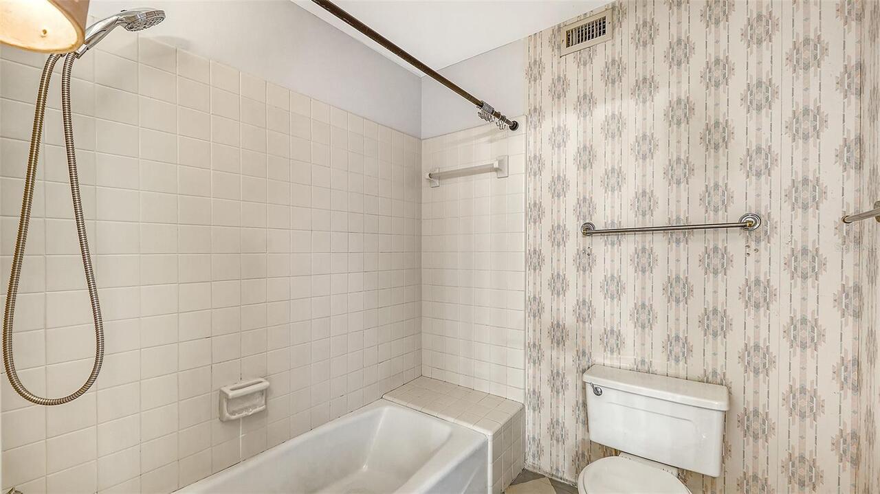 Listing Photo 20