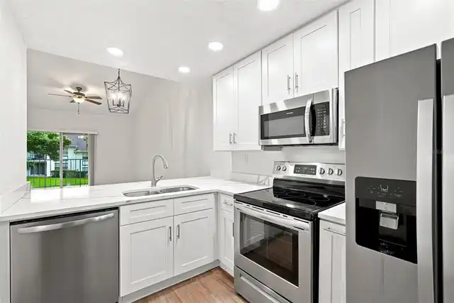 Listing Photo 10