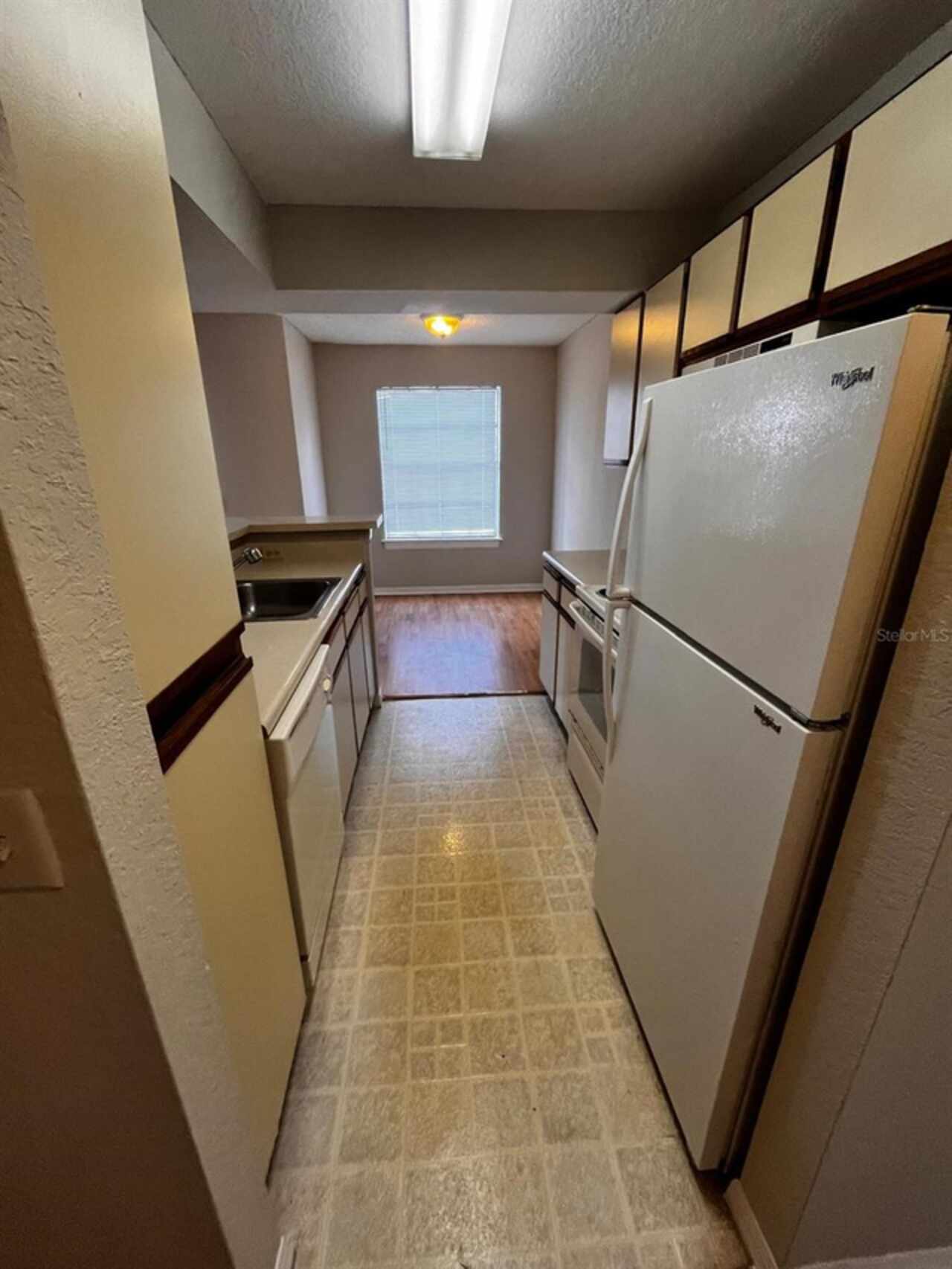 Listing Photo 9