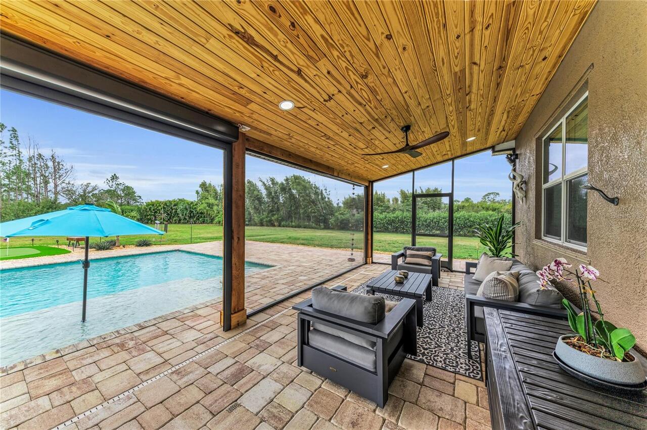 Listing Photo 32