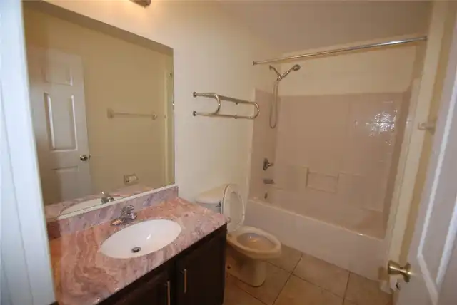 Listing Photo 15