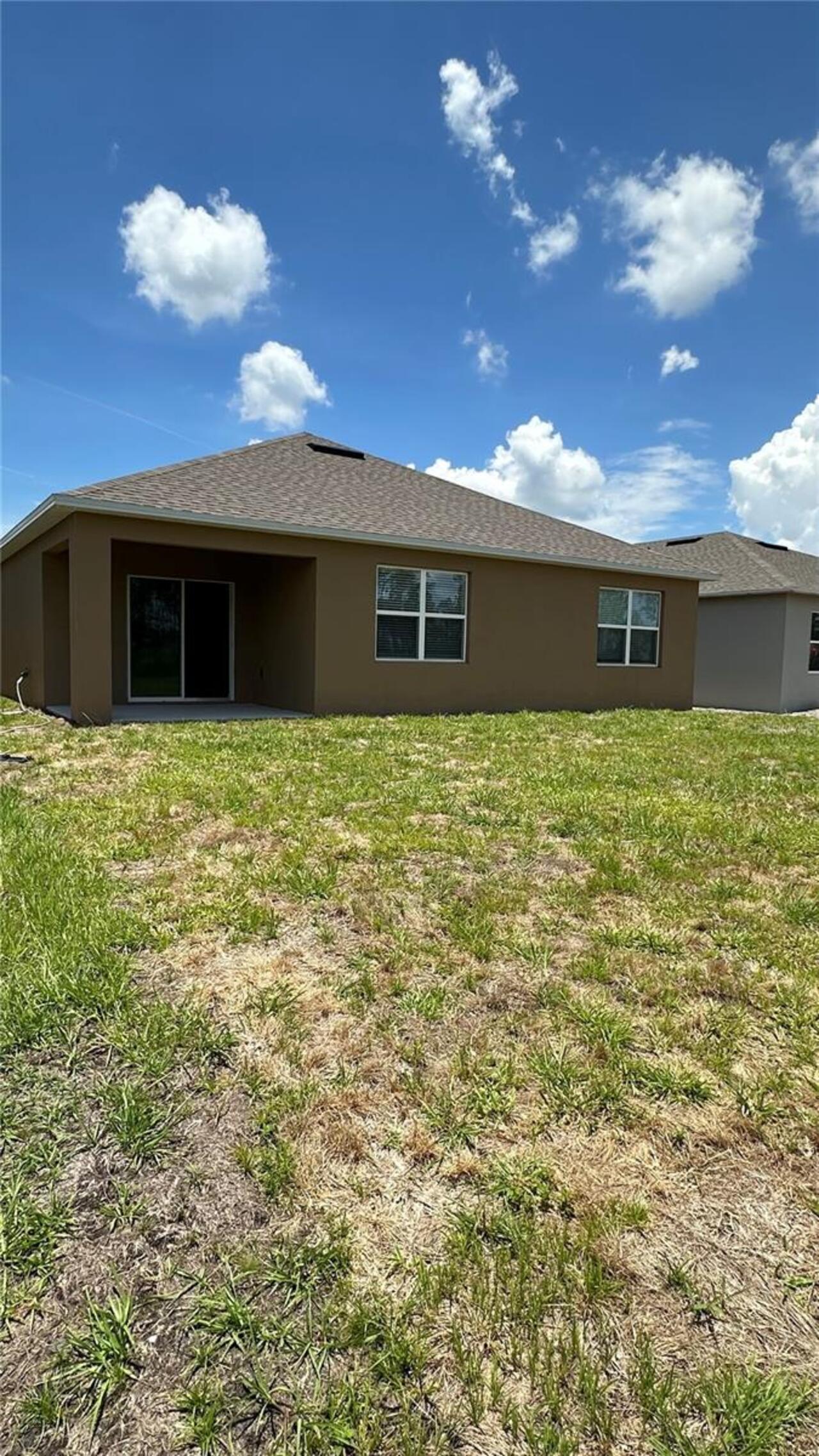 Listing Photo 12