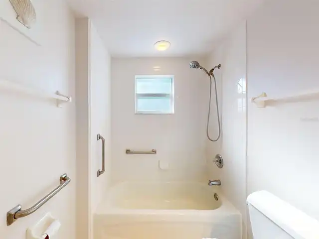Listing Photo 28